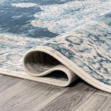 Kelly rosalia Cottage Medallion Area Rug